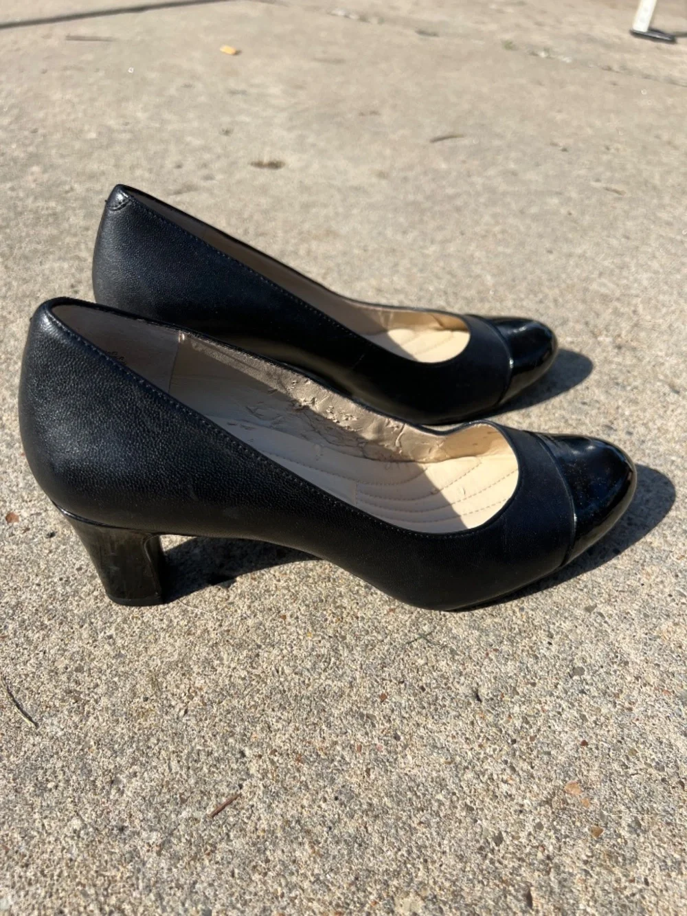 Women’s Easyspirit Black Heels (Size 8M)